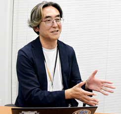 SalesforceとAccount Engagementでリード育成と営業効率化を実現｜エレクトロニック・ライブラリー事例｜ビズブースト株式会社