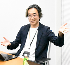 SalesforceとAccount Engagementでリード育成と営業効率化を実現｜エレクトロニック・ライブラリー事例｜ビズブースト株式会社